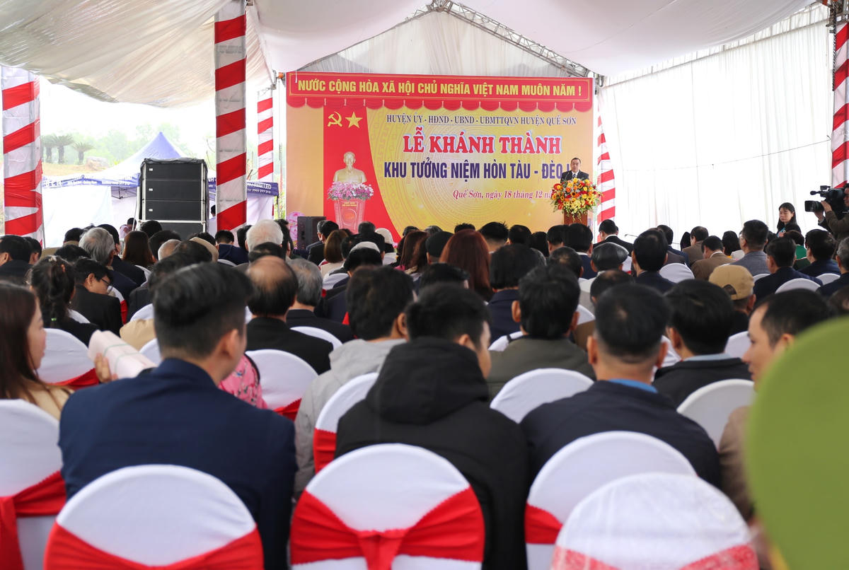 Quang cảnh khánh thành Khu tưởng niệm Hòn Tàu - Đèo Le.