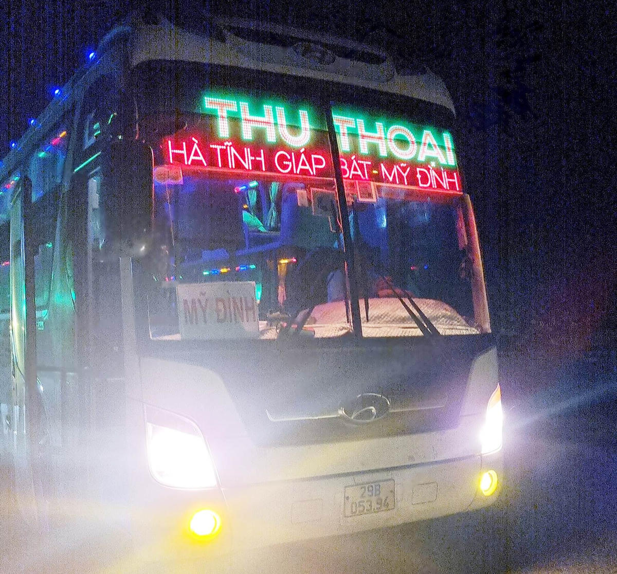 Hành khách tố cáo bị người của nhà xe Thu Thoại dùng hung khí truy sát.