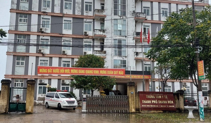 Sở Y tế Thanh Hóa vừa ban hành công văn 'bác' đề nghị được hỗ trợ tiền để treo băng rôn của Trung tâm Y tế TP Thanh Hóa.