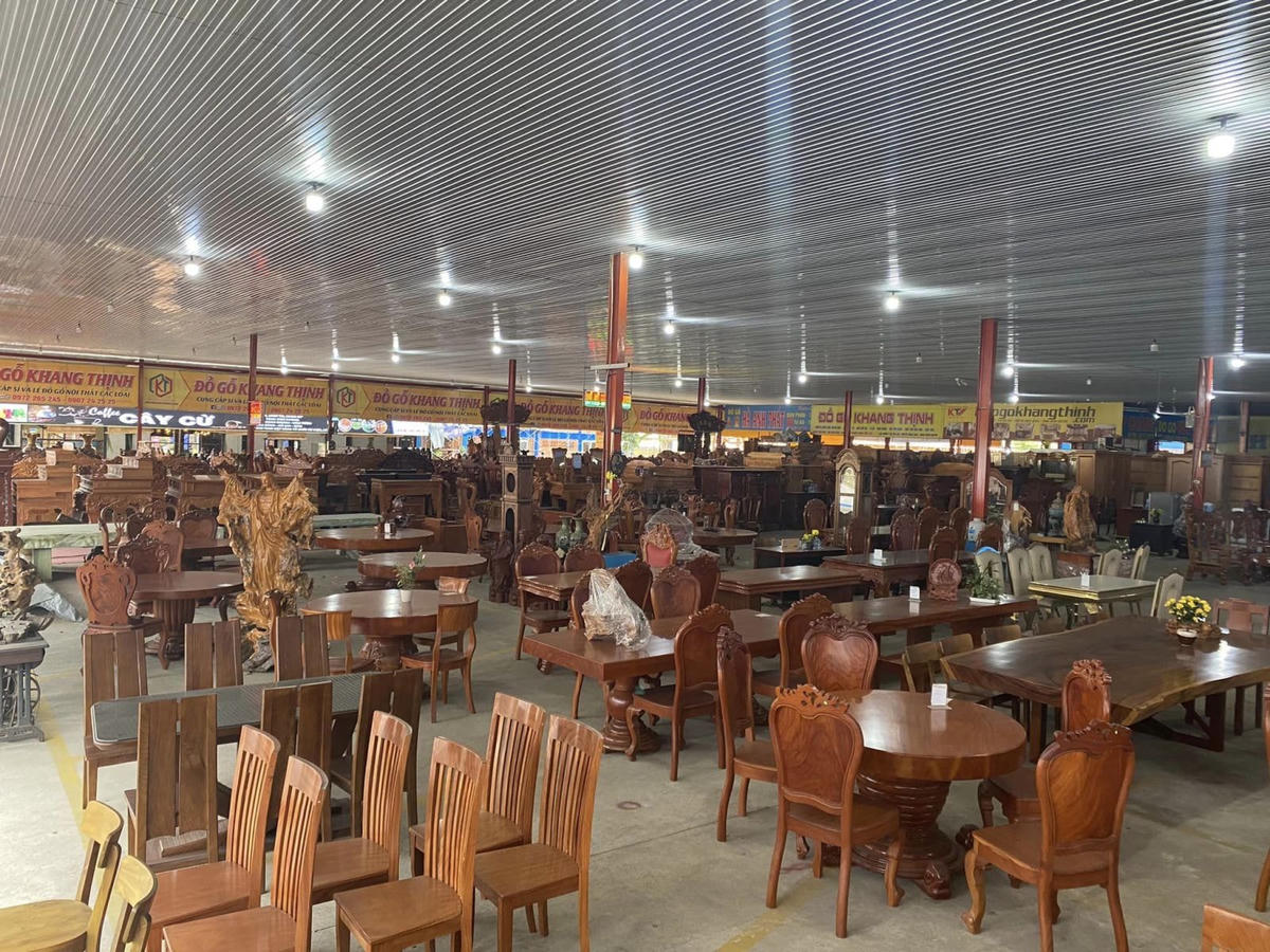 Nhiều doanh nghiệp gỗ tìm kiếm cơ hội ở thị trường nội địa.