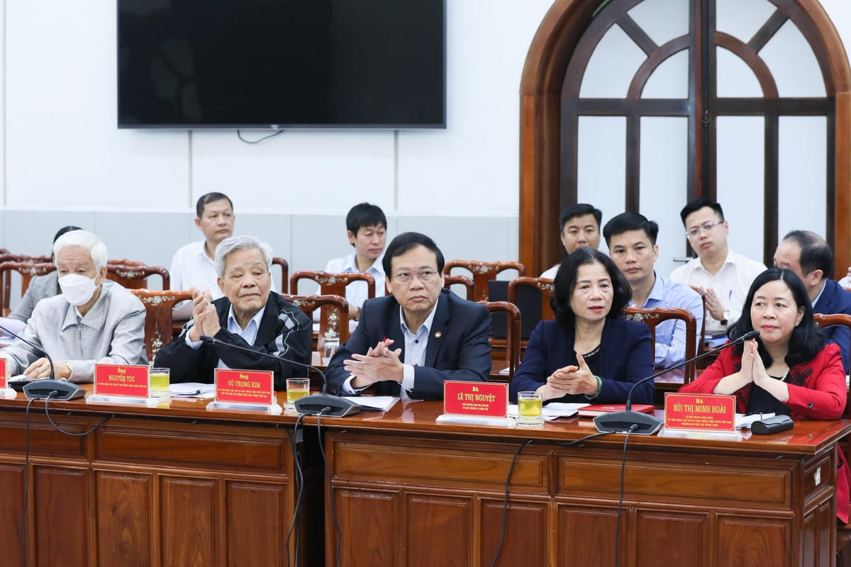 Các đại biểu dự Hội nghị.