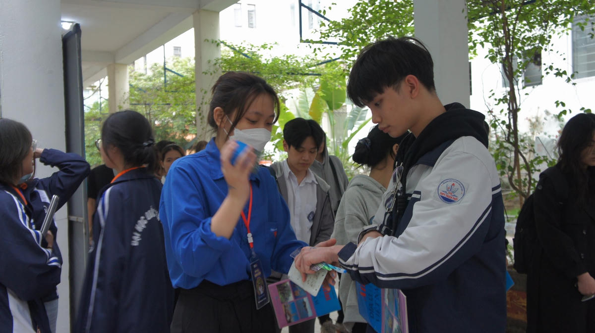 Thí sinh dự thi đánh giá năng lực đợt 3 của Đại học Quốc gia Hà Nội.