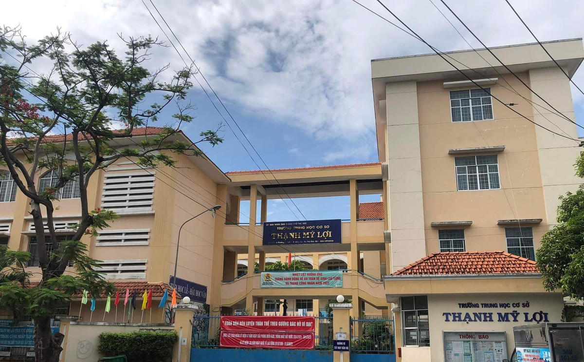 Trường Thạnh Mỹ Lợi, nơi xảy ra vụ việc.