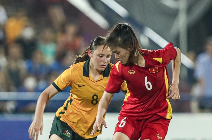 HLV Akira Ijiri mong học trò có cơ hội dự World Cup.