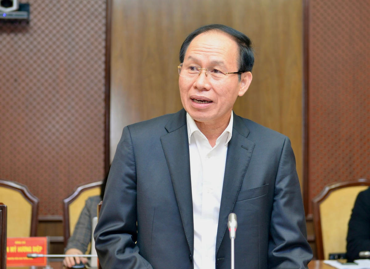 Phó Chủ tịch - Tổng Thư ký UBTƯ MTTQ Việt Nam Lê Tiến Châu đánh giá cao những kết quả nổi bật của Ủy ban MTTQ Việt Nam tỉnh Quảng Ninh trong năm 2022