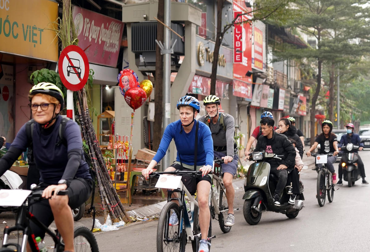 'Thảm đỏ' đón du khách quốc tế