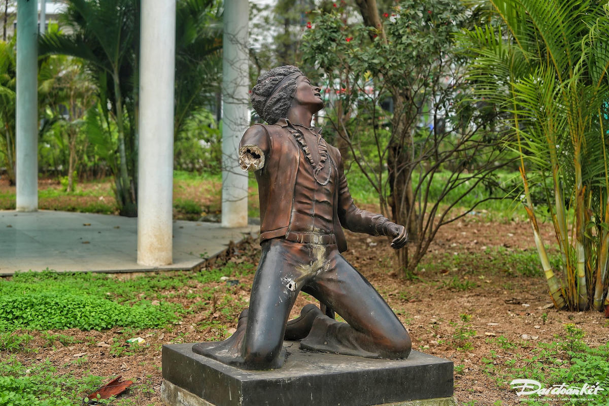 W_cong_vien_dan_guita-le-khanh18.jpg