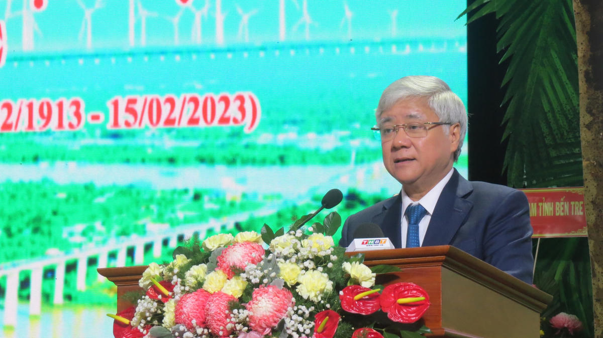 Bí thư Trung ương Đảng, Chủ tịch UBTƯ MTTQ Việt Nam Đỗ Văn Chiến phát biểu tại hội thảo.