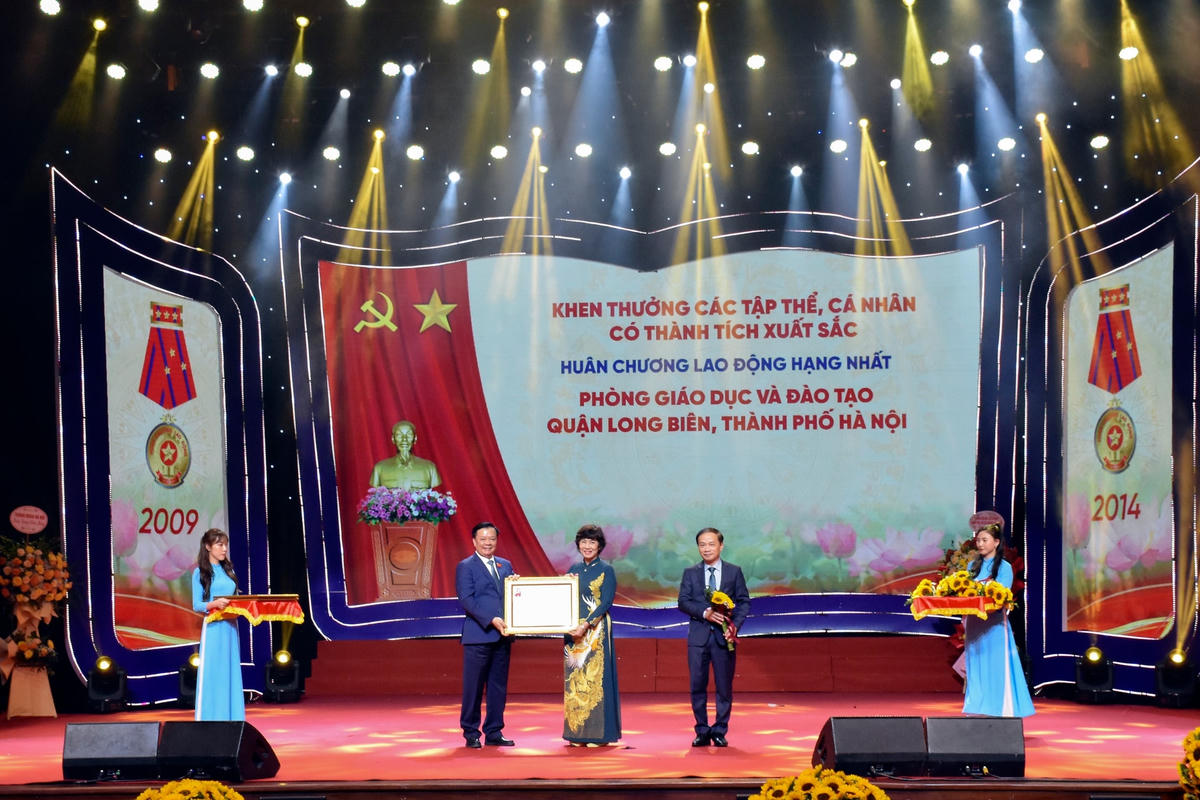Hà Nội tuyên dương các nhà giáo tiêu biểu năm 2022