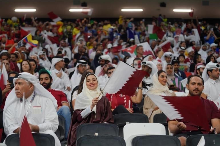 Người hâm mộ Qatar có mặt trên sân để theo dõi Lễ khai mạc cũng như trận đấu khai mạc giữa đội chủ nhà và Ecuador. Nguồn: Getty Images.