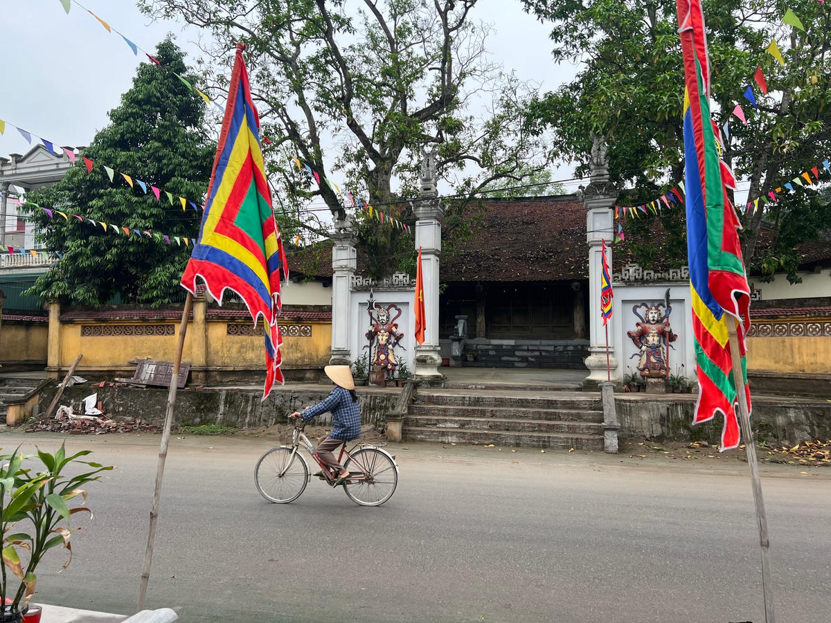 Đình thôn Cổ Tích.