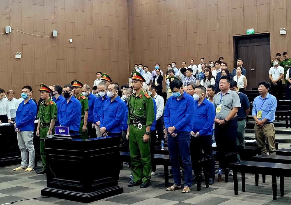 Các bị cáo tại toà. 