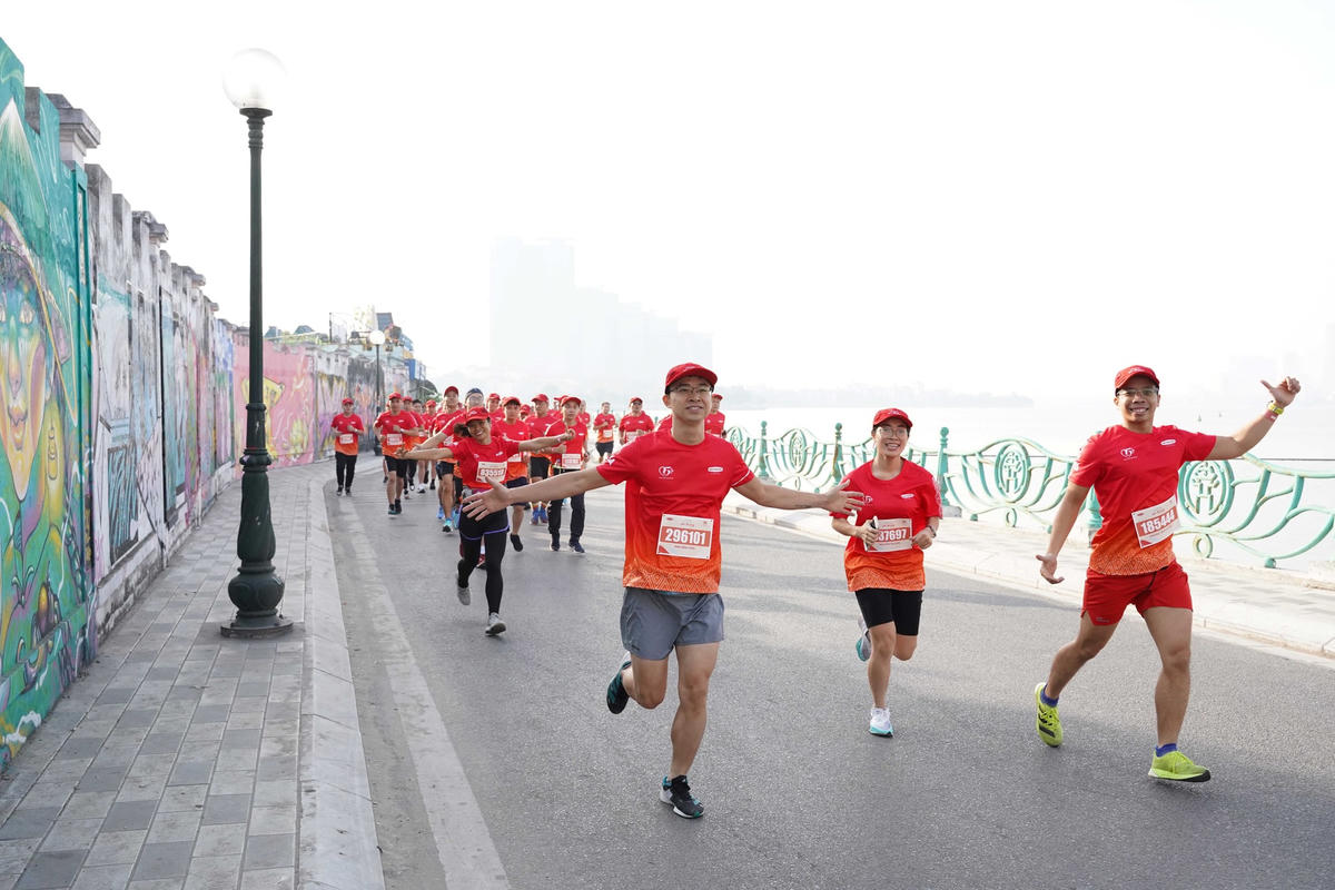 Hào hứng trên cung đường.
