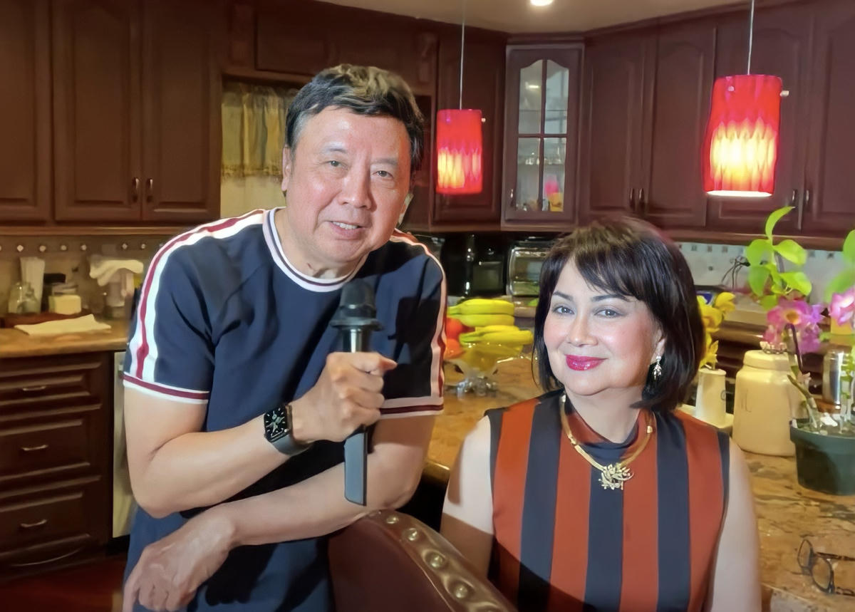 Sau hơn 50 năm, vợ chồng NSƯT Quốc Bảo vẫn luôn ngọt ngào, nồng thắm như thuở mới yêu.