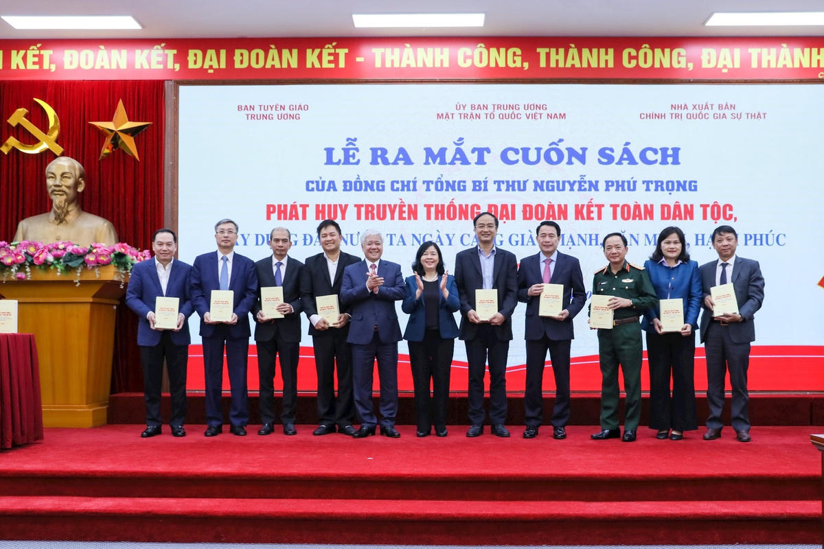 e0799d2935bde3e3baac.jpg