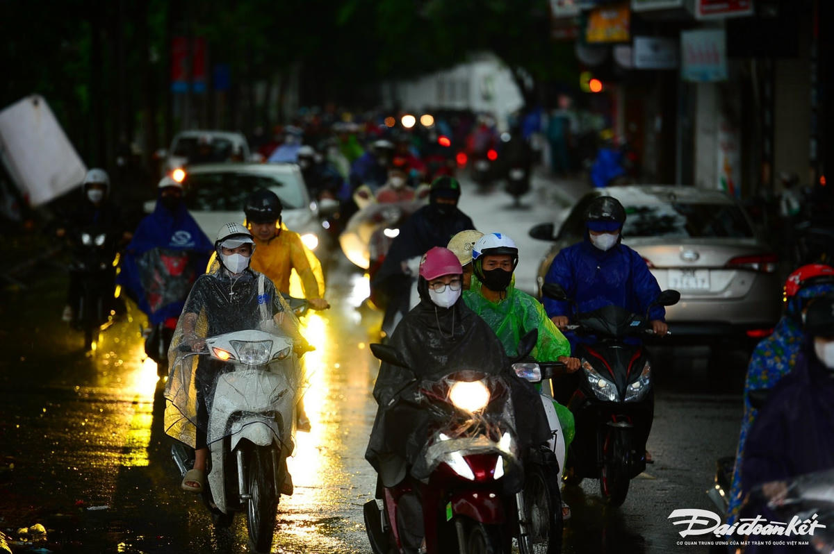 tac_duong-le-khanh1.jpg