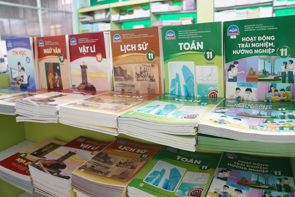 SGK lớp 11 theo chương trình GDPT 2018 của NXB Giáo dục Việt Nam.