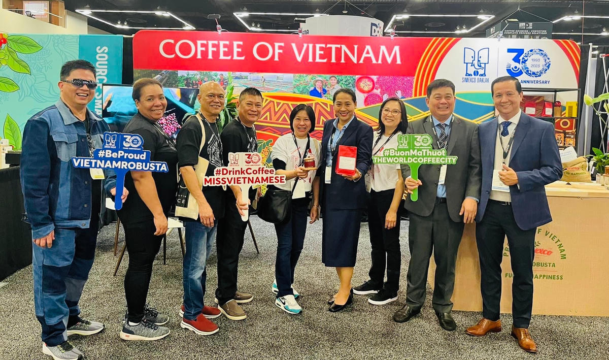 Từ ngày 21 đến 23/4, Simexco Đắk Lắk đã tham gia triển lãm gian hàng mang tên cà phê Việt Nam tại trung tâm hội nghị Oregon ở Portland.