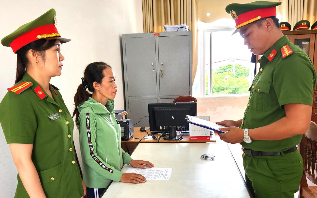 Đối tượng Đỗ Thị Thu Sương tại cơ quan điều tra.