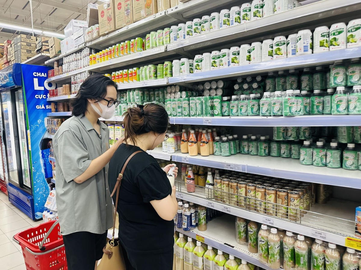 Dự thảo Luật Thuế tiêu thụ đặc biệt (sửa đổi) của Bộ Tài chính nhằm hạn chế người dùng sử dụng sản phẩm có hại cho sức khỏe. Ảnh minh họa.