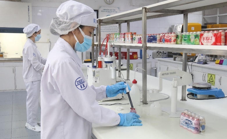 Sản phẩm sữa chua uống men sống được Vinamilk phát triển cho thị trường New Zealand đáp ứng các yêu cầu về “tính xanh, bền vững”.