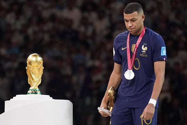 Pháp thua, nhưng Mbappe thắng.