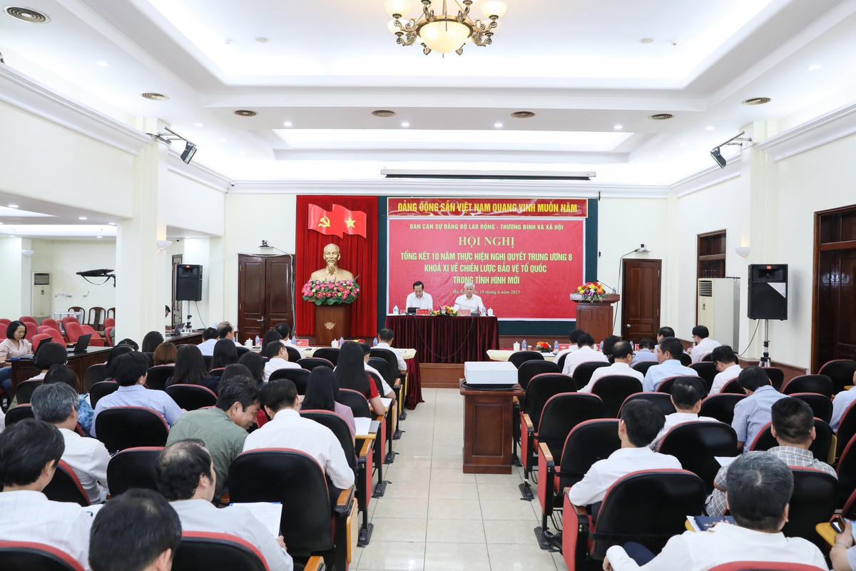 Toàn cảnh Hội nghị.