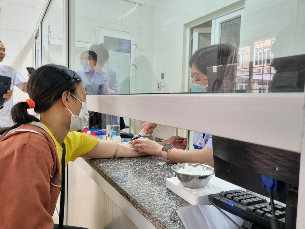 Thiếu vật tư y tế, hóa chất, sinh phẩm ảnh hưởng trực tiếp đến người bệnh.