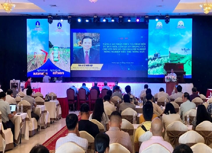 Quang cảnh hội thảo