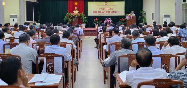  Quang cảnh hội nghị tập huấn.