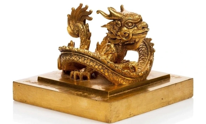 Ấn "Hoàng đế chi bảo". Ảnh: Millon.