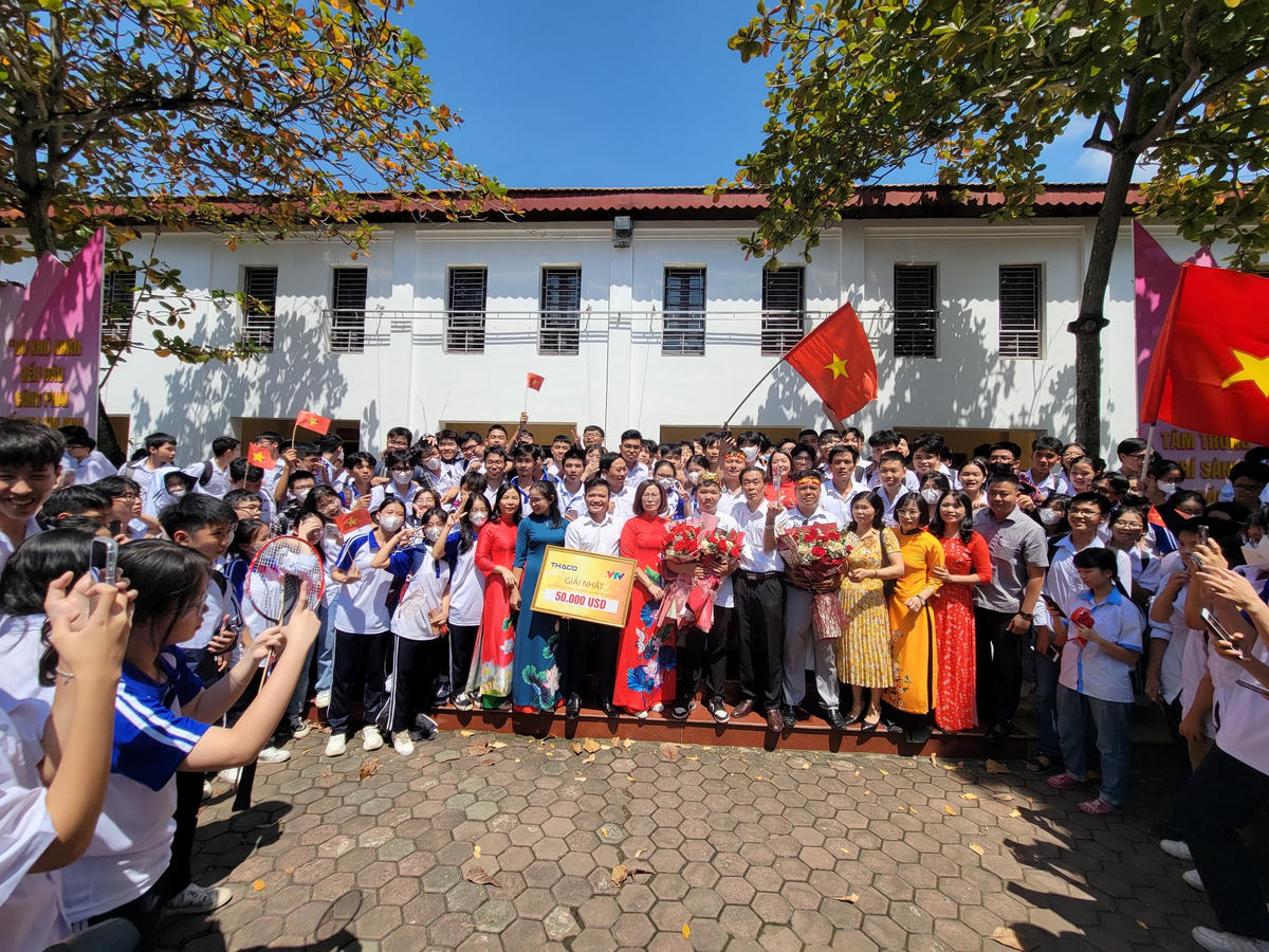 Với việc mang được vòng nguyệt quế lần đầu tiên về cho Thanh Hóa, quán quân Olympia sẽ được lãnh đạo tỉnh vinh danh trong chiều nay 9/10.