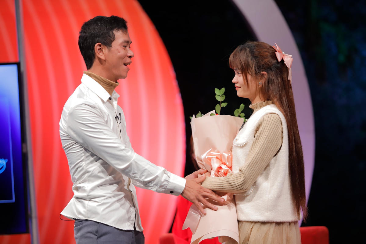 May mắn trên hành trình ấy, Liên gặp được người đồng hành - anh Chung là chồng, là chỗ dựa tinh thần cho chị. 