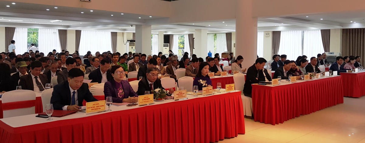 Các đại biểu tham dự hội nghị.