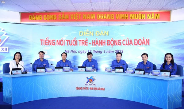 Ban Bí thư Trung ương Đoàn tham gia đối thoại trực tiếp.