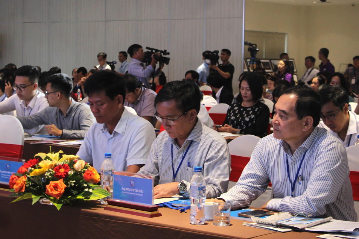 Các đại biểu tham dự Hội nghị.