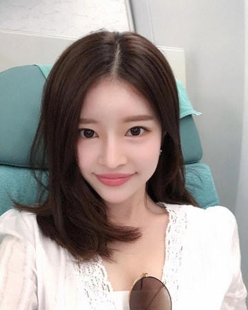Yoo Hye Won rơi vào cảnh lao đao khi vướng tin hẹn hò với cựu thành viên nhóm nhạc Big Bang. 