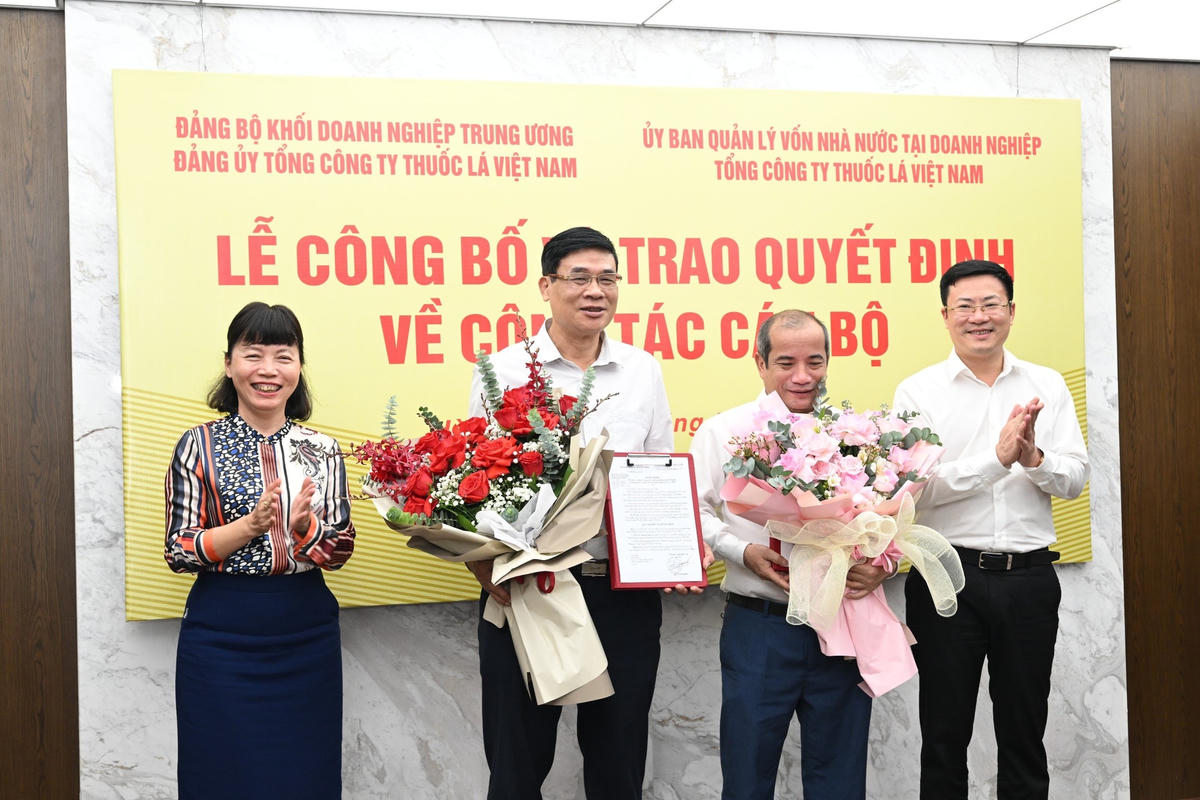 Công bố Quyết định bổ nhiệm Phó Tổng Giám đốc và kiện toàn nhân sự Ban Thường vụ, Ban Chấp hành Đảng ủy Tổng công ty Thuốc lá Việt Nam