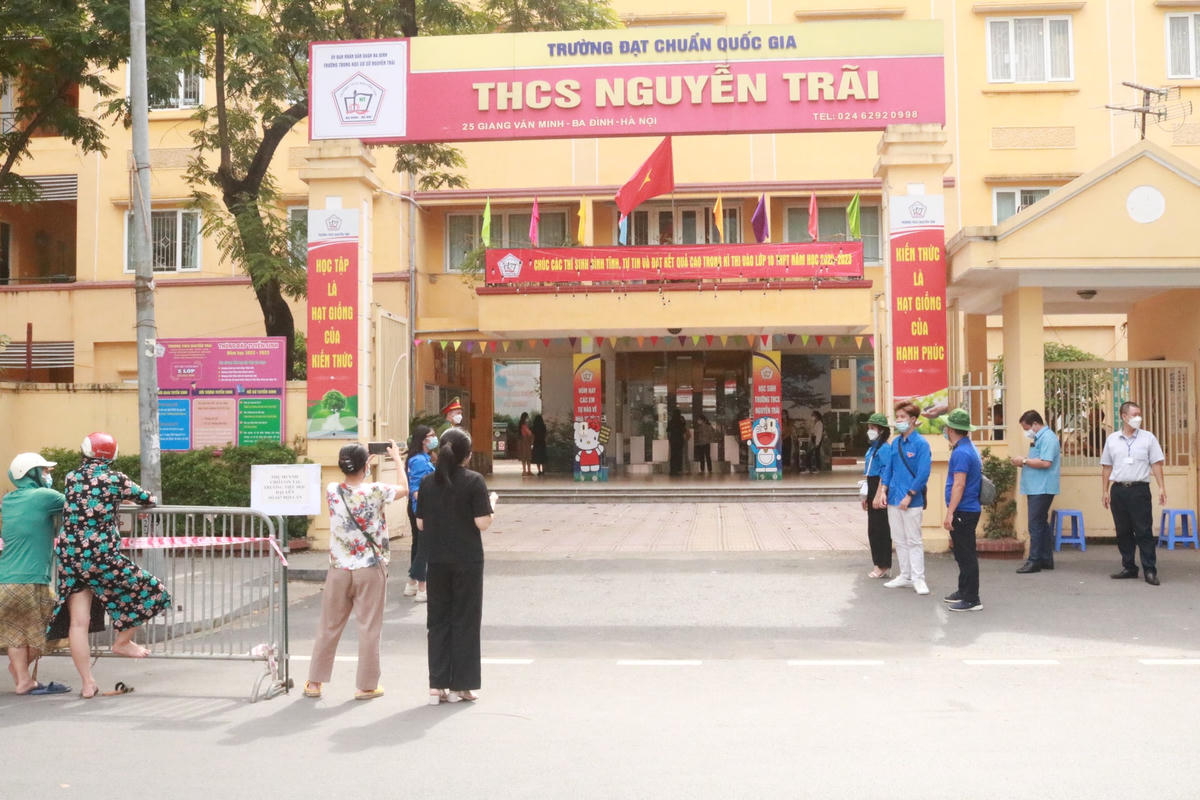 Chiều 18/6, thí sinh làm bài trắc nghiệm môn Ngoại ngữ trong 60 phút, bắt đầu từ 14h.