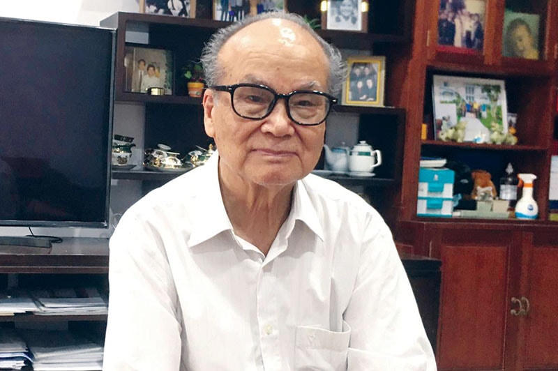 GS Trần Đình Long.