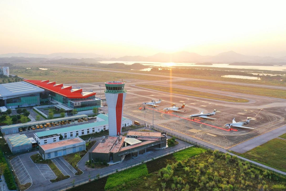 Cảng hàng không quốc tế Vân Đồn.