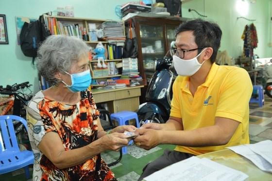Việc sửa đổi Luật Bảo hiểm xã hội hướng đến giảm số năm đóng BHXH để nhiều người có lương hưu hơn.