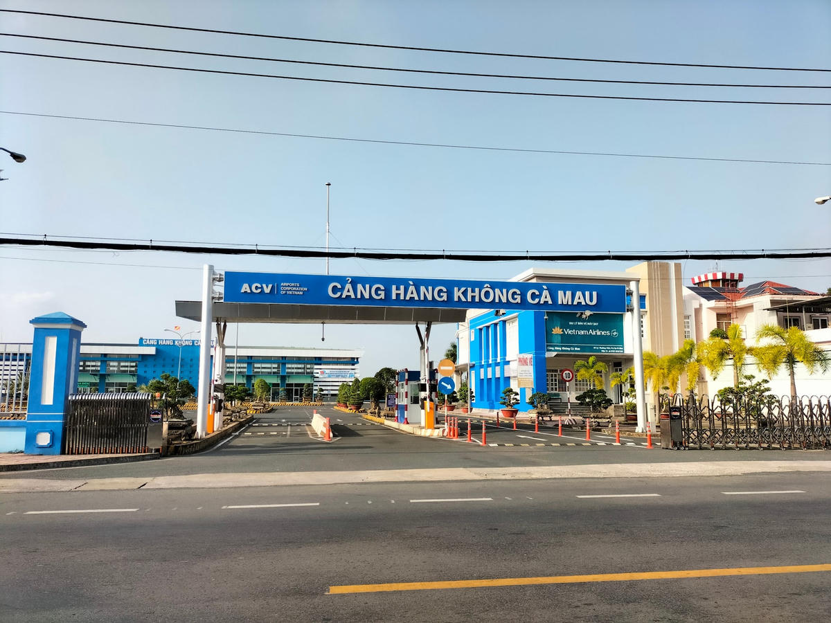 Cảng hàng không Cà Mau.