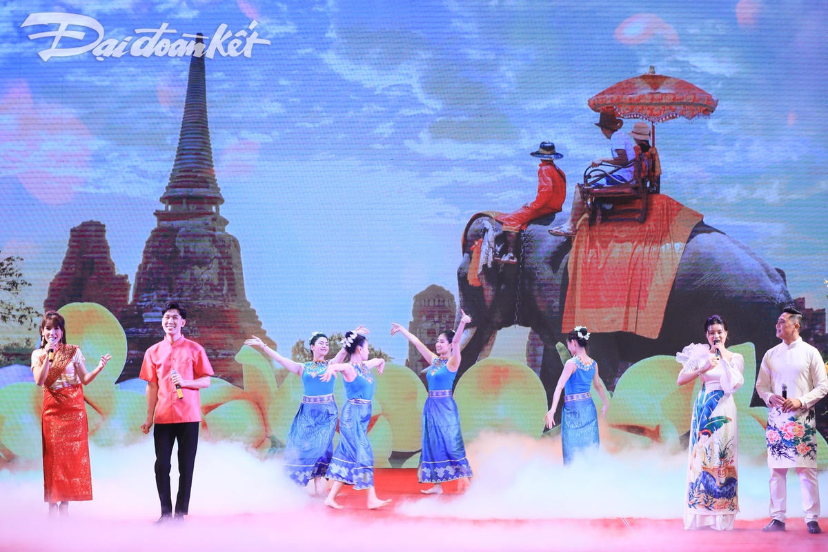 ẢNH: Lễ kỷ niệm 55 năm Ngày thiết lập quan hệ ngoại giao Việt Nam-Campuchia