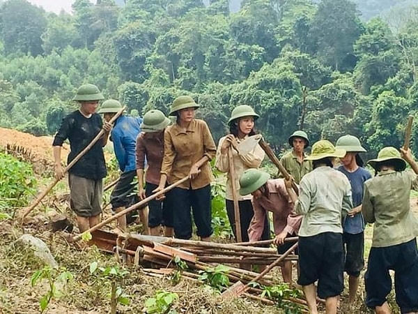 Cảnh trong phim “Truyền thuyết về Quán Tiên”, phim giành Giải Bông sen bạc Liên hoan phim Việt Nam lần thứ 21.