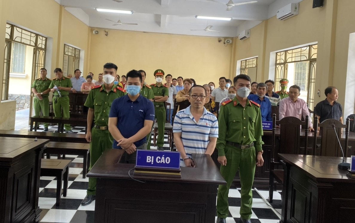 Các bị cáo tại TAND tỉnh Quảng Nam.