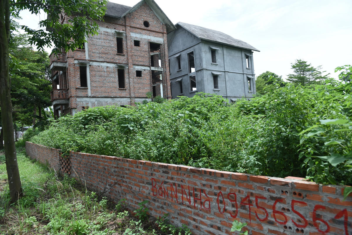 Giá đất không được quy định rõ trở thành công cụ đầu cơ. Ảnh: Quang Vinh.