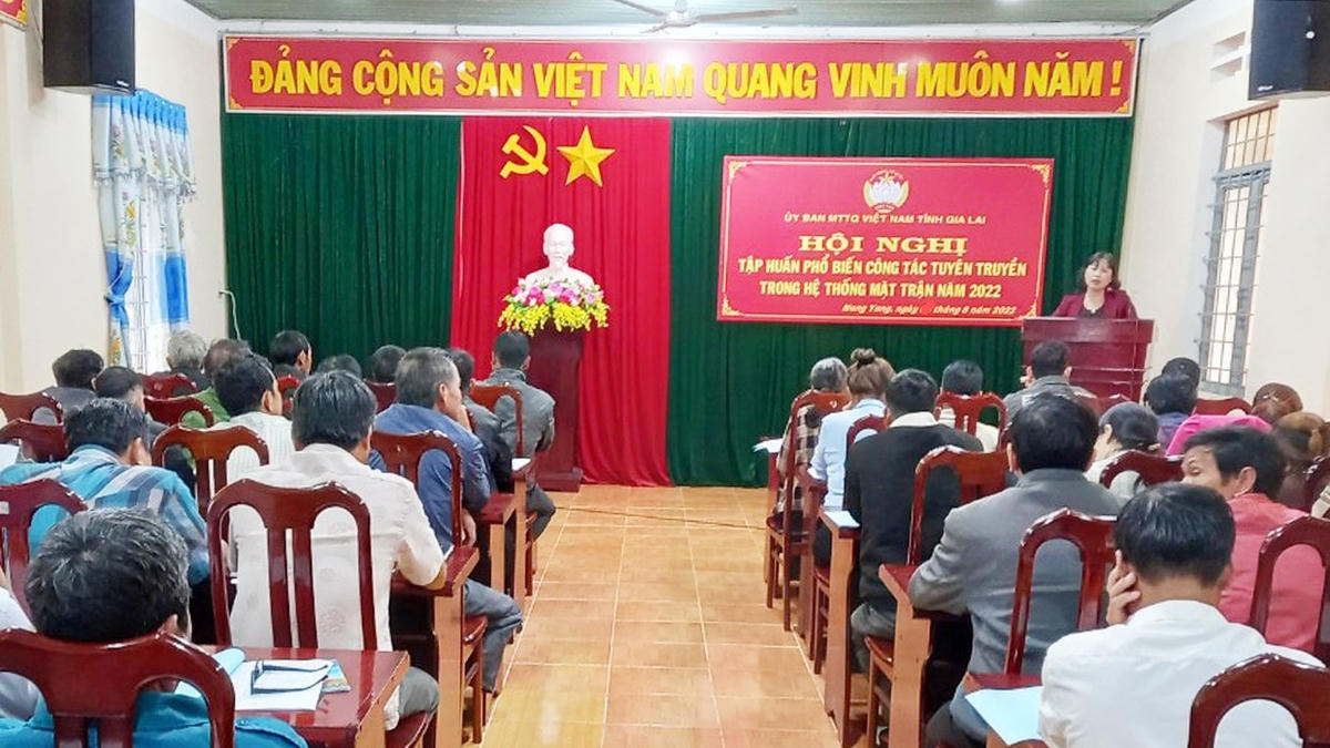 Quang cảnh buổi tập huấn.