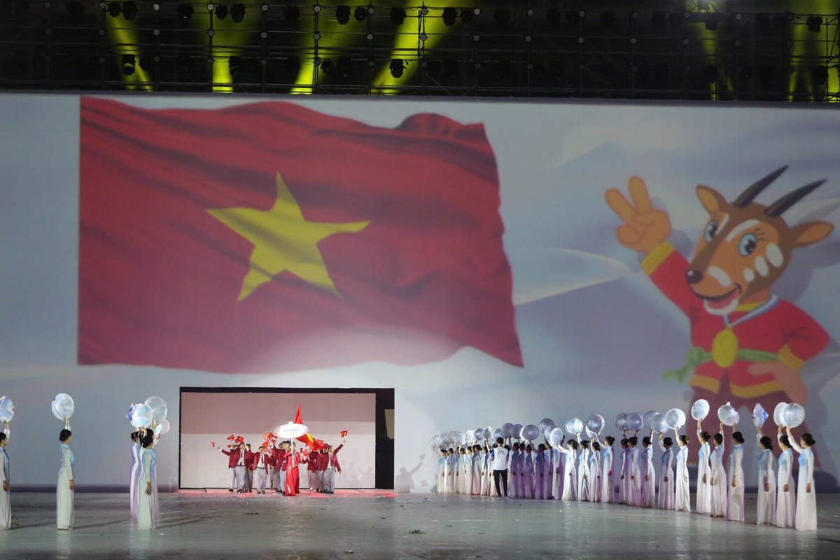 Có gần 10.000 vận động viên, huấn luyện viên, cán bộ, trọng tài tham gia SEA Games.