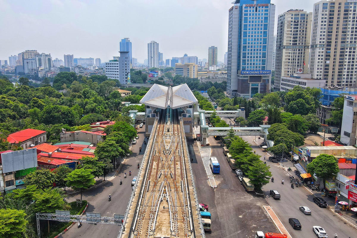 Hà Nội: Dỡ rào tôn quanh các nhà ga đường sắt Nhổn - ga Hà Nội
